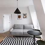 White Lotus Apartment 29 By Reside Baltic