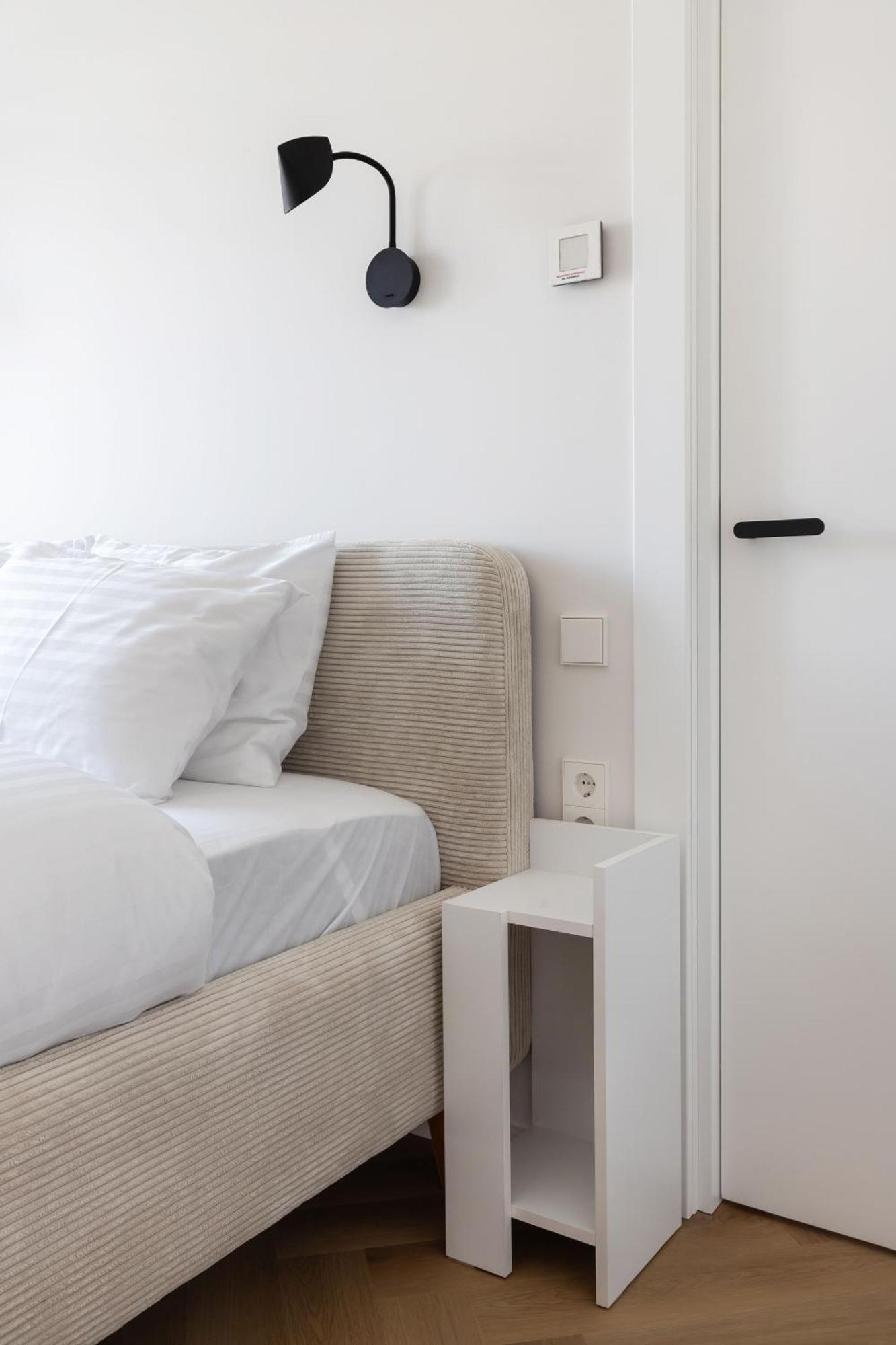 White Lotus 29 By Reside Baltic * VNO