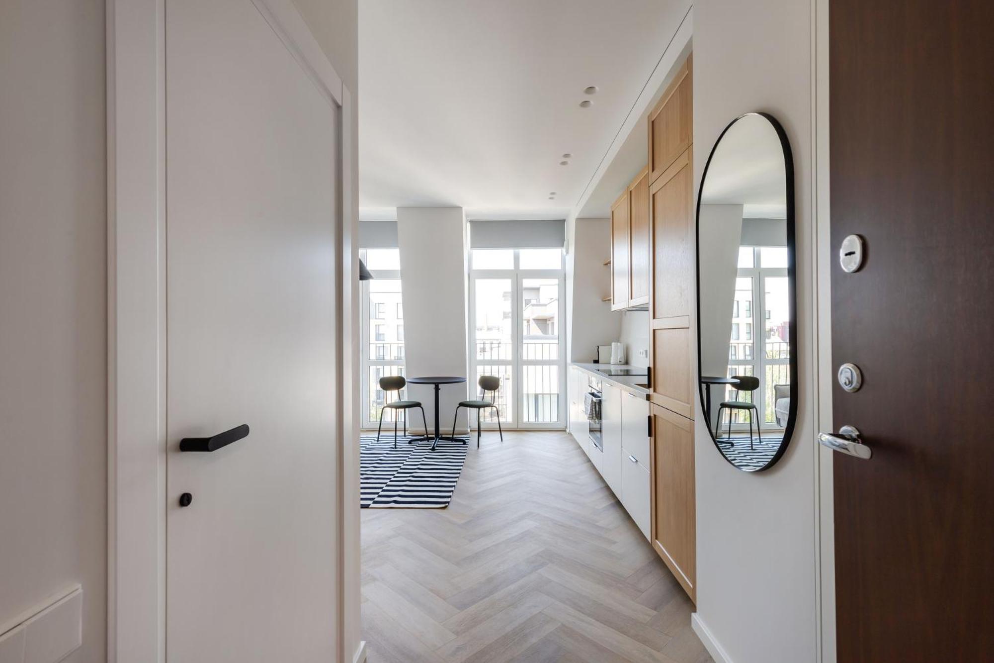 White Lotus 29 By Reside Baltic * VNO
